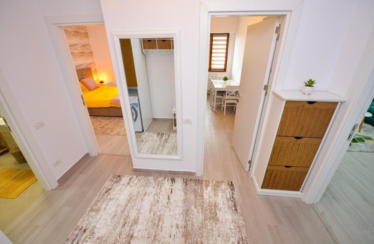 Sofia Cozy Apartment - Underground Private Parking Bucharest Luaran gambar